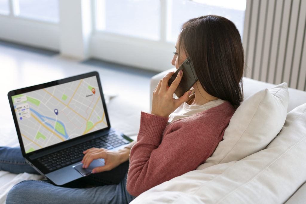 a lady booking minicab service from home