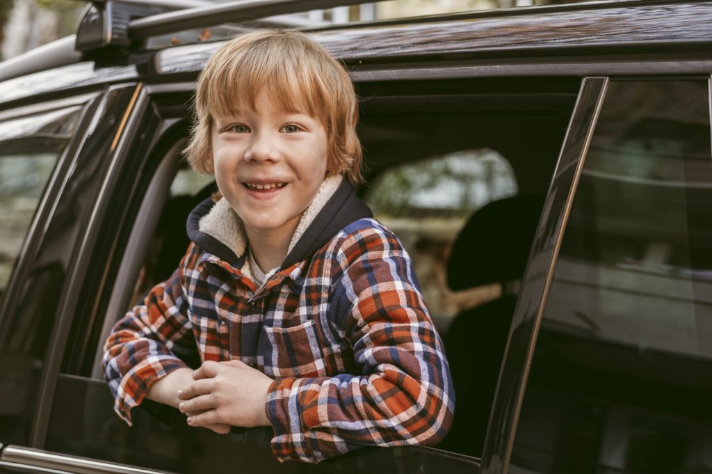 School Run Service - North Acton Minicabs, an alternative to North Acton Taxis