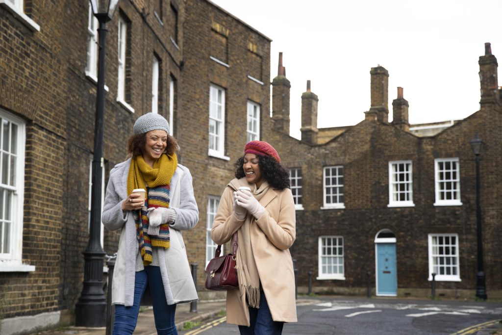 Local cab ride - Barons court Minicabs, an alternative to Barons court taxis