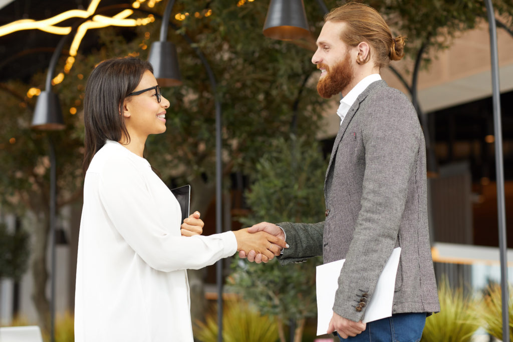 meet and greet service in northsheen - Northsheen minicabs, an alternative to North sheen taxis