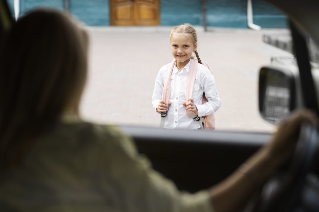 school run service - wandsworth minicabs, an alternative to wandsworth taxis